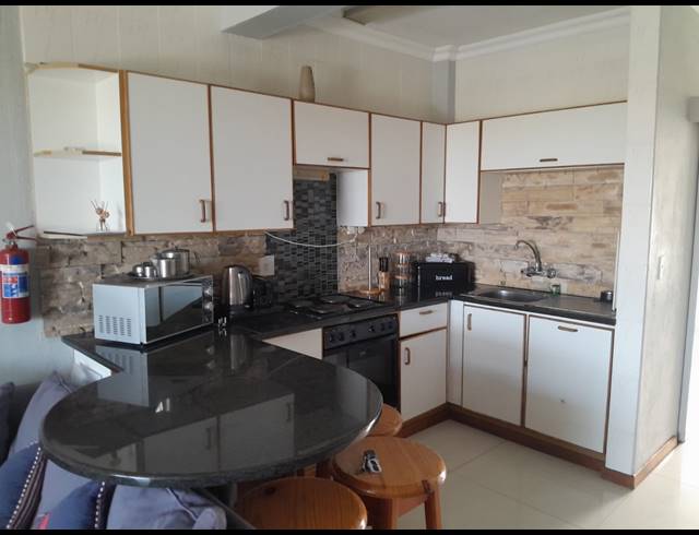 2 BEDROOM FLAT FOR SALE IN MARGATE NORTH BEACH